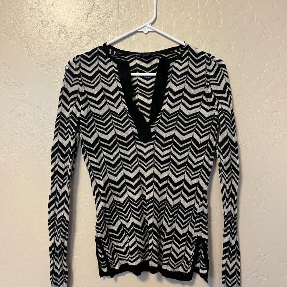 Ann Taylor Monochrome Chevron Knit Top